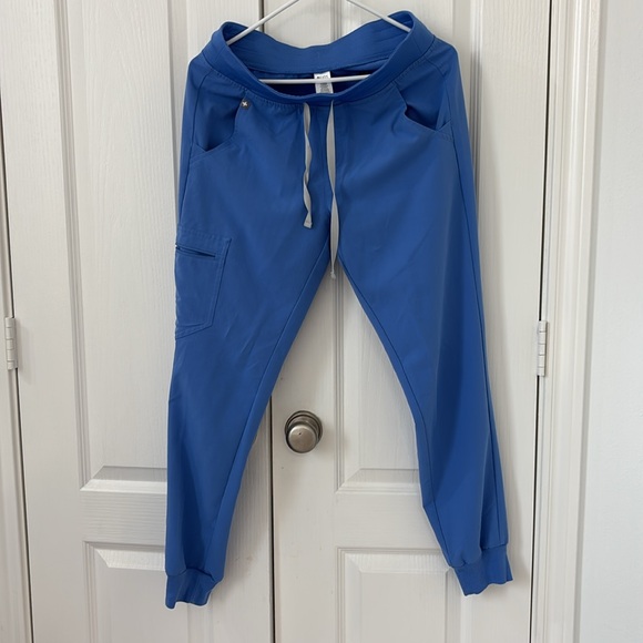 Figs Ceil Blue size XS Rafaela and S Jogger set - Picture 6 of 8